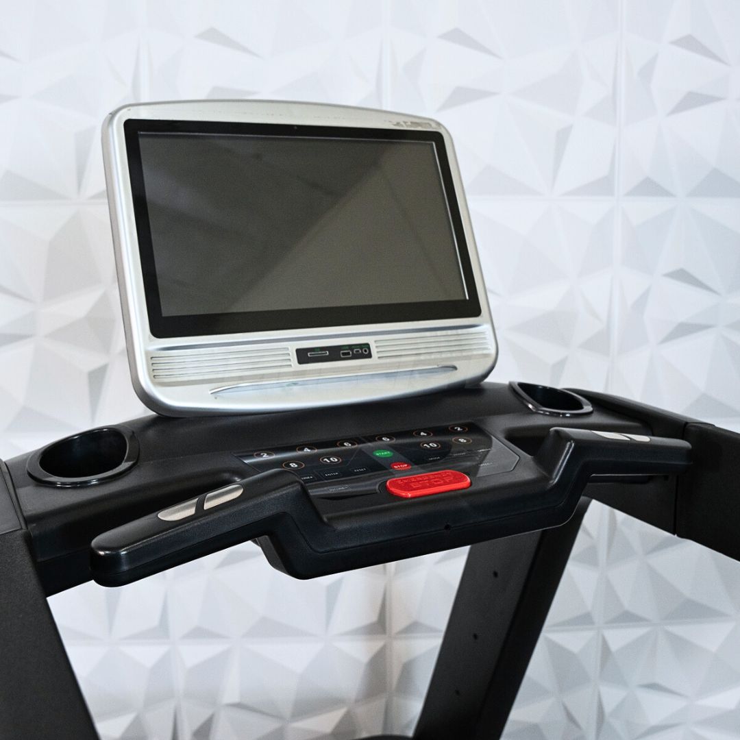 Muscle D Fitness - Touch Screen Commercial Treadmill - Deluxe Touch Screen Commercial Treadmill