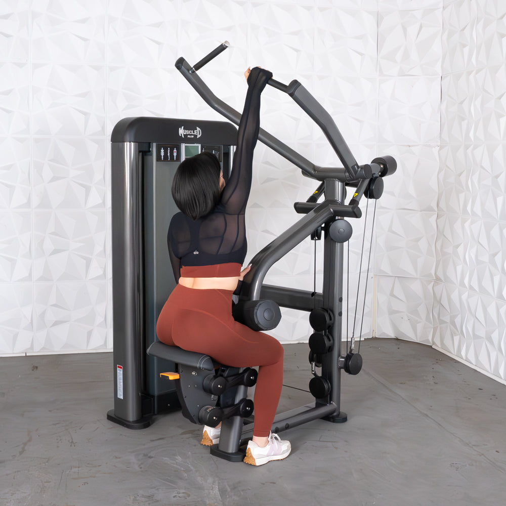 Muscle D Fitness - Elite Plus Lat Pulldown - Iso-Lateral