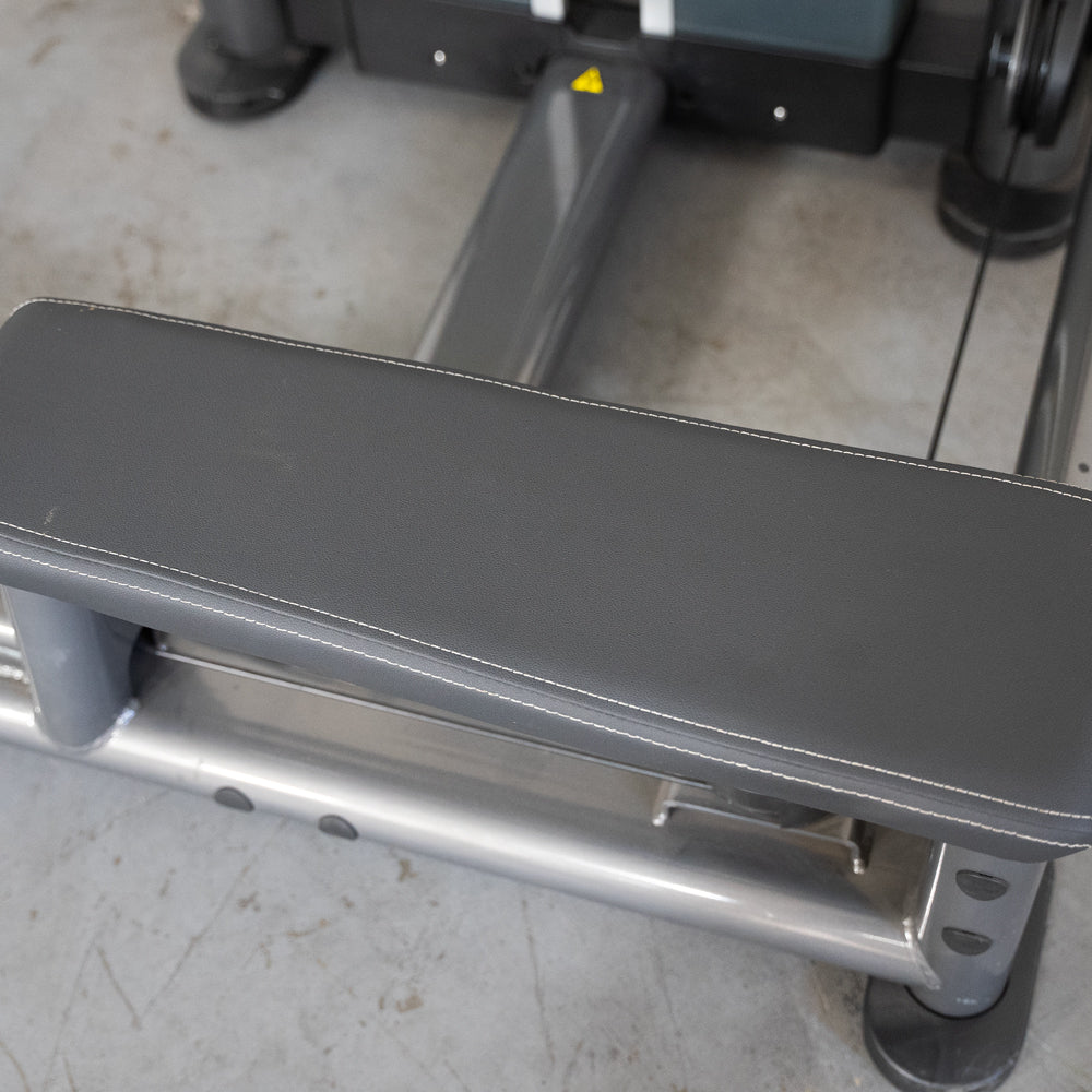 Muscle D Fitness - Elite Plus Long Pull Row | Iso-Lateral