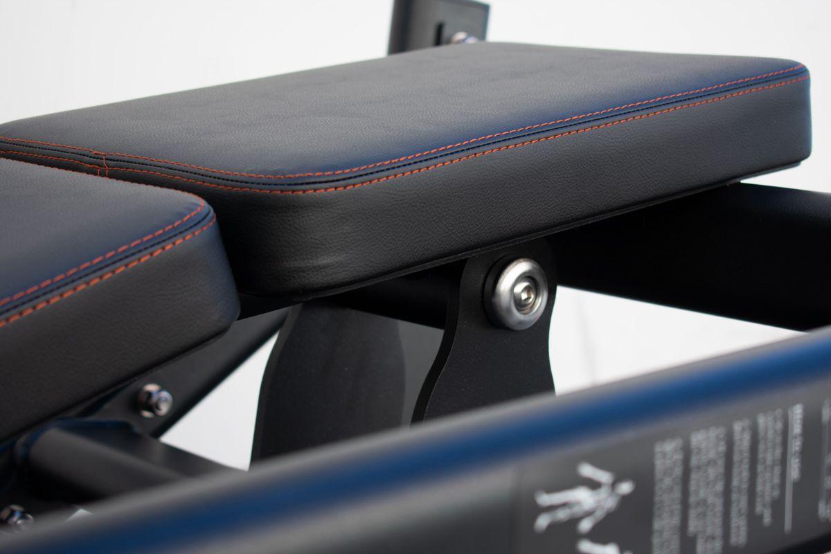 Muscle D Fitnes - Pro Strength Hip Thruster - Plate Loaded Glute Drive