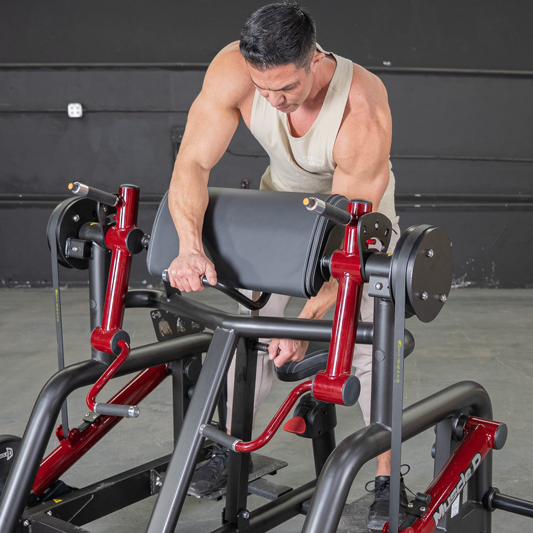 Muscle D Fitness – Power Leverage V2 Iso Lateral Biceps Curl / Preacher Curl