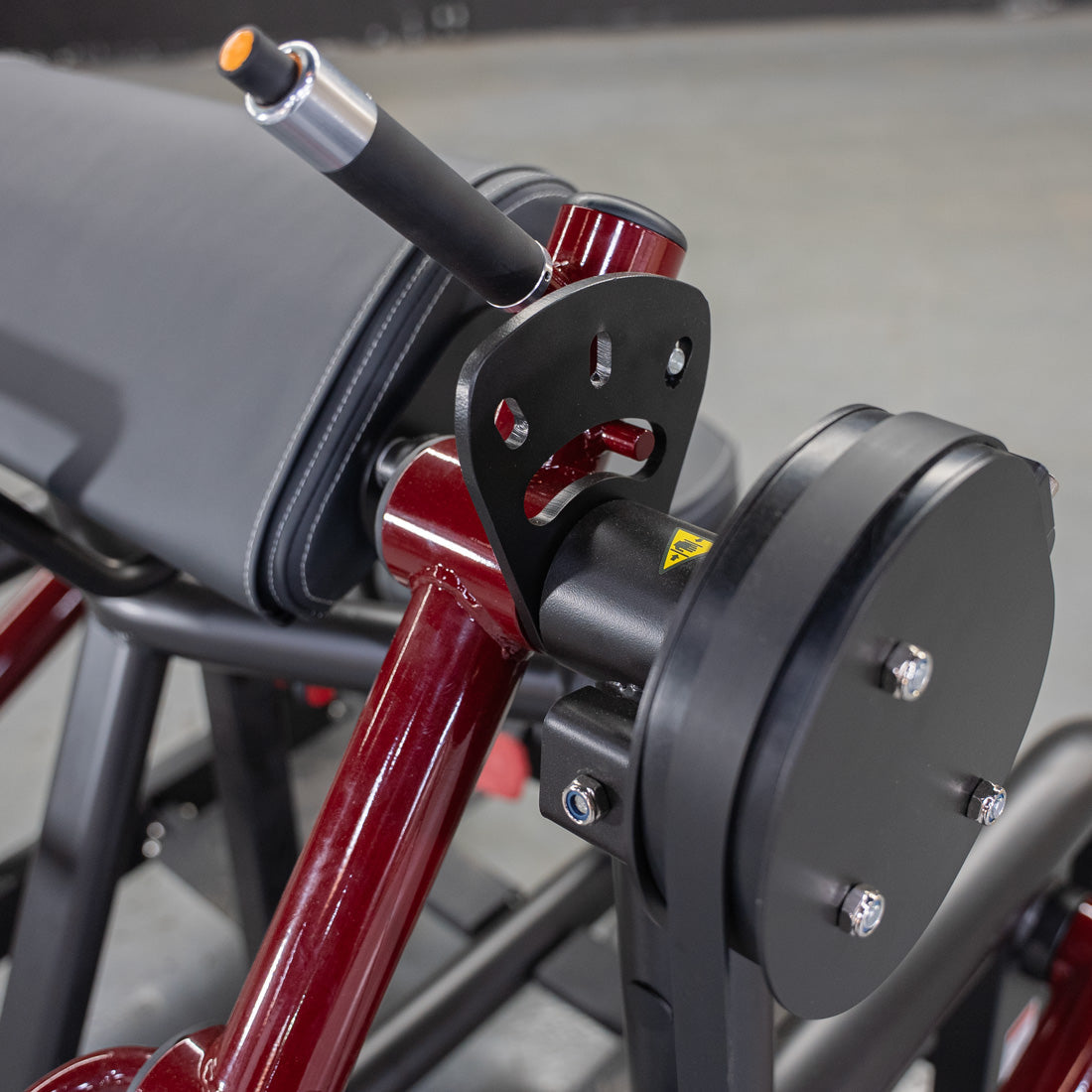 Muscle D Fitness – Power Leverage V2 Iso Lateral Biceps Curl / Preacher Curl