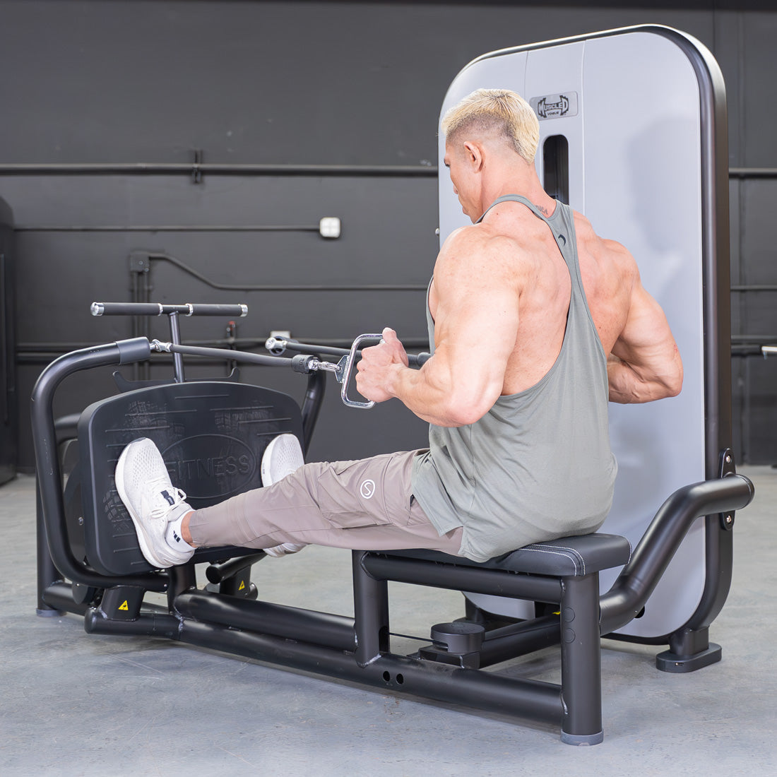 Muscle D Fitness - Vogue Diverging Low Row | Advanced Back Machine