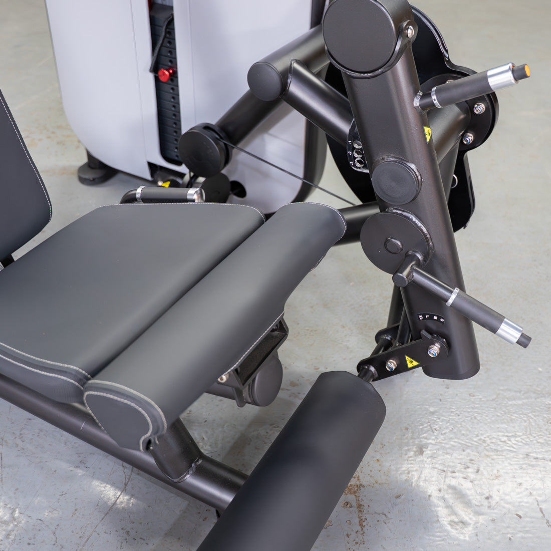 Muscle D Fitness - Vogue Leg Extension - Prone Leg Curl Combo - Commercial Gym Equipment