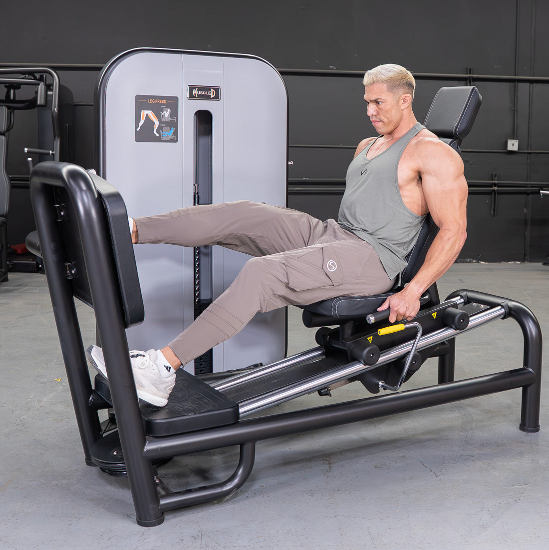 Muscle D Fitness - Vogue Selectorized Leg Press - 240lb Stack