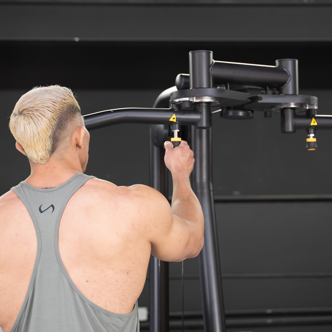 Muscle D Fitness - Vogue Pec Deck Rear Delt Machine - Commercial Gym