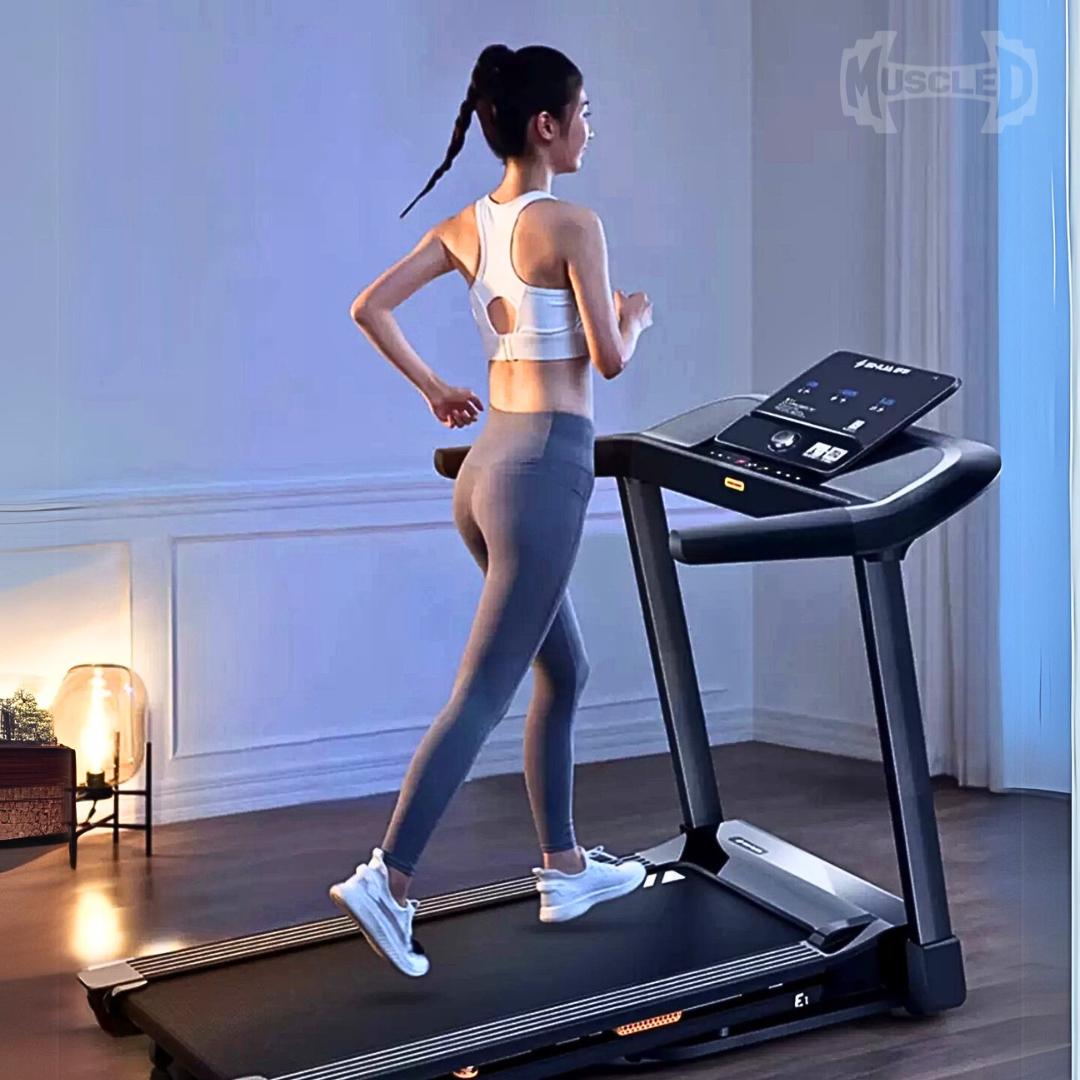 Muscle D Fitness - Light Commercial Folding Treadmill - LED Display - Heart Rate Monitor - Safety Clip