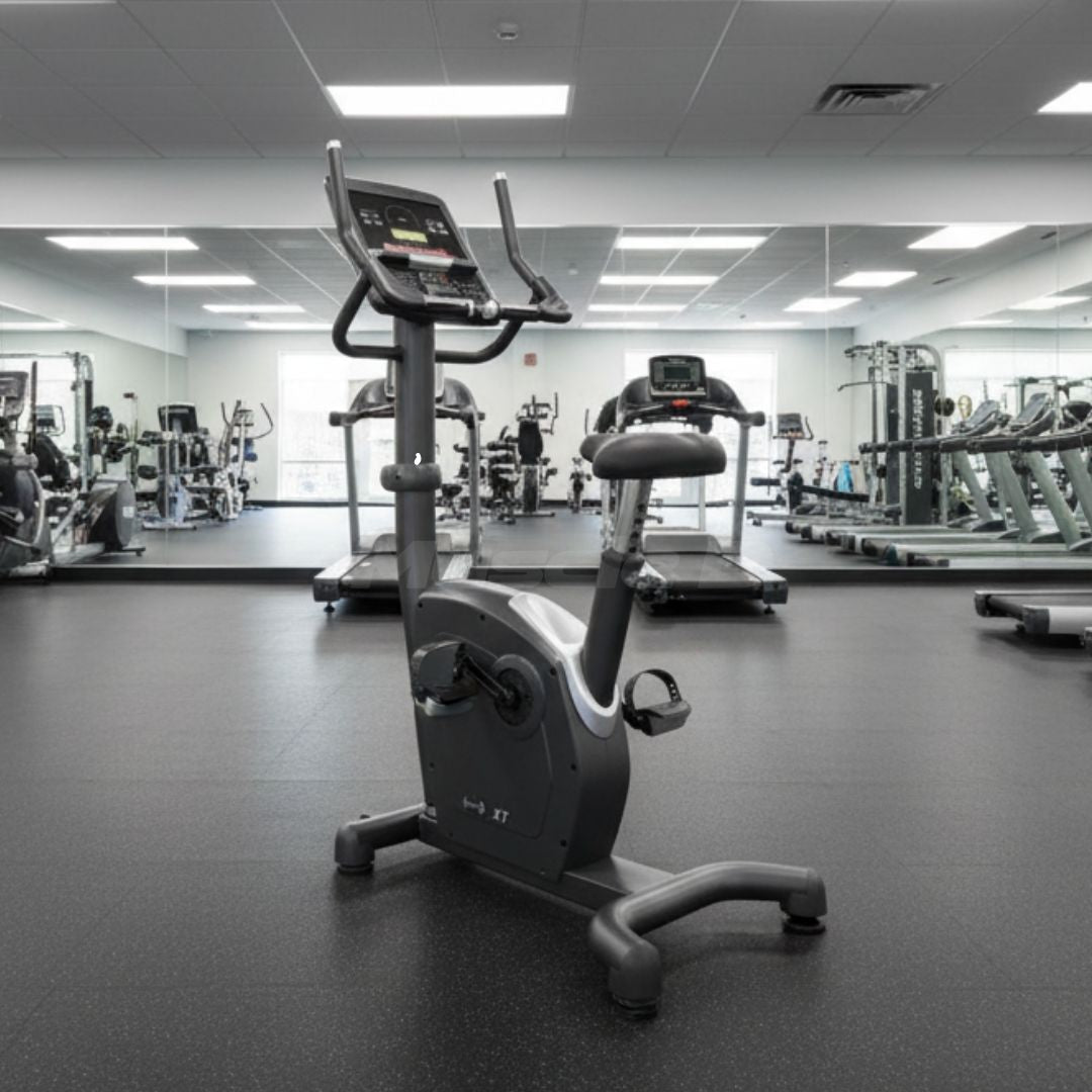 Muscle D Fitness - Commercial Upright Bike - LED Screen - Adjustable Seat - Standalone