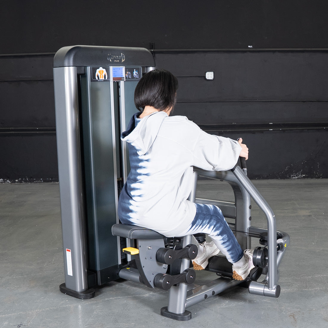 Muscle D Fitness - Elite Plus Seated Row - Iso-Lateral Machine