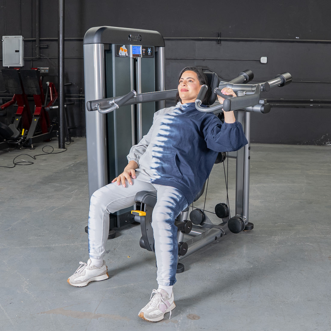 Muscle D Fitness - Elite Plus Shoulder Press - Isolateral Gym Equipment