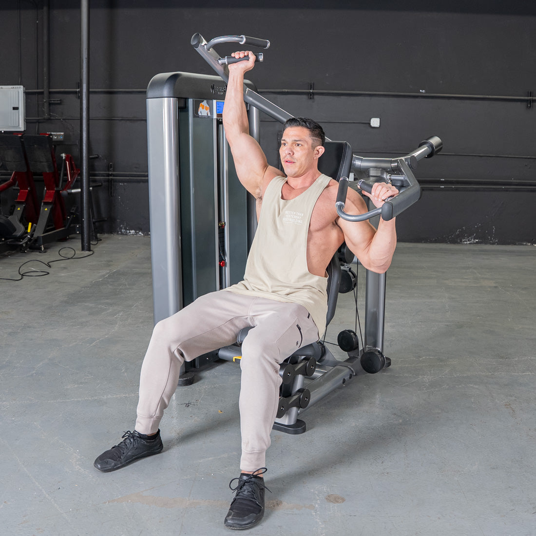 Muscle D Fitness - Elite Plus Shoulder Press - Isolateral Gym Equipment