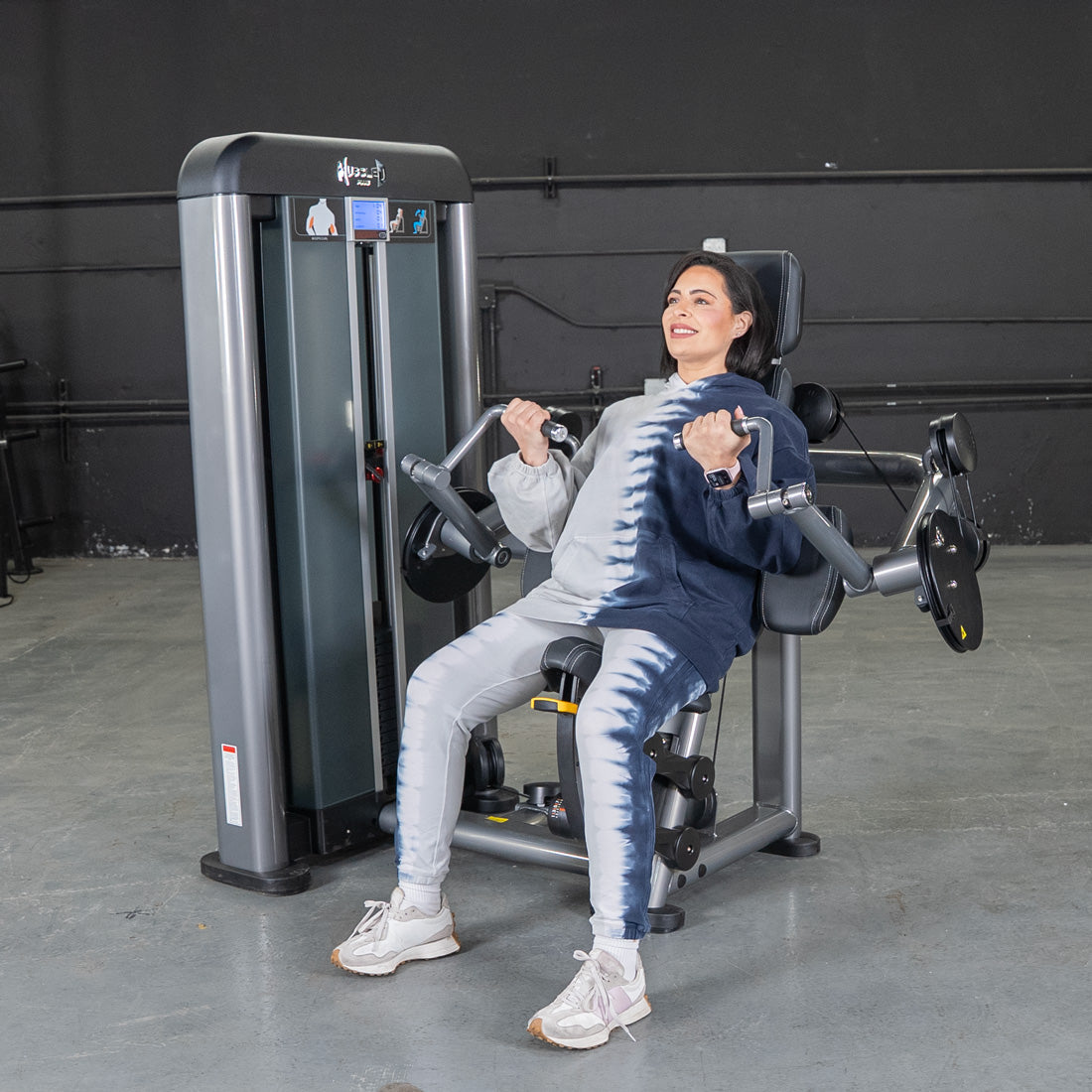 Muscle D Fitness - Elite Plus Biceps Curl Machine