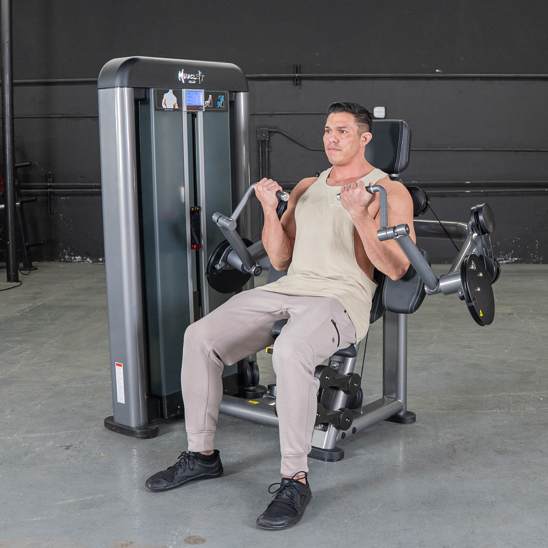 Muscle D Fitness - Elite Plus Biceps Curl Machine