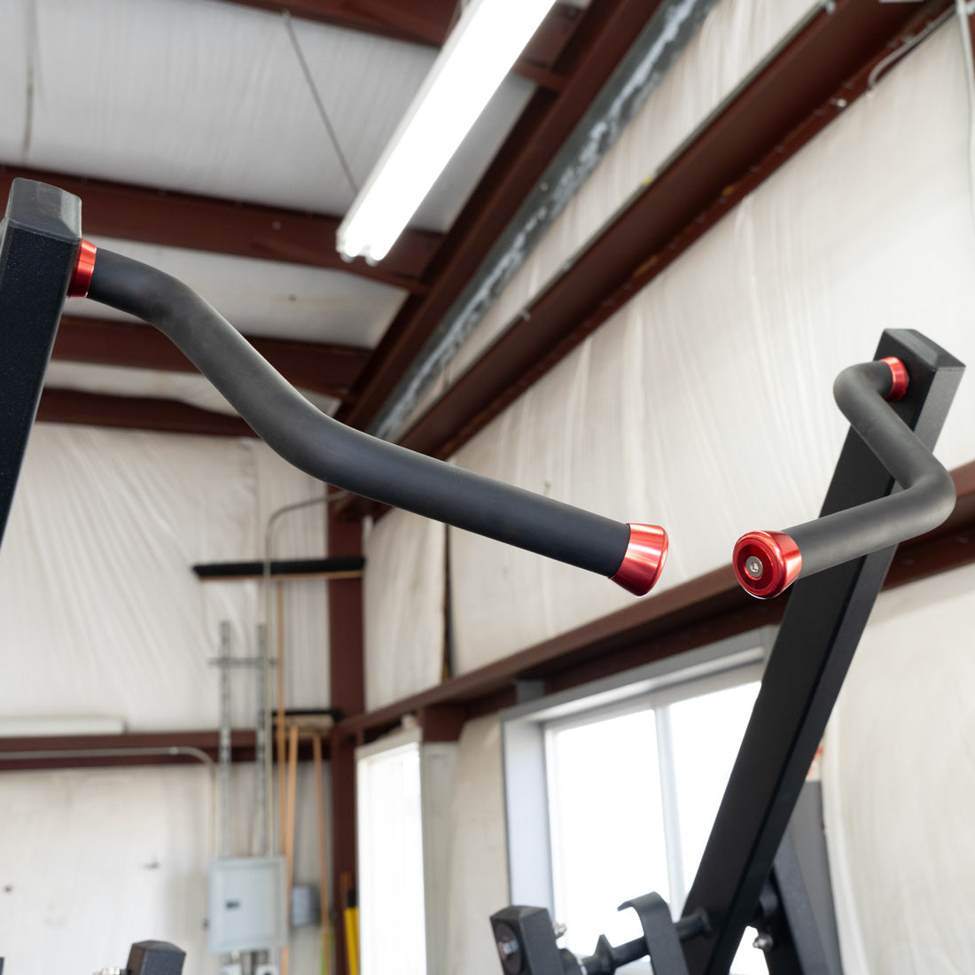 Muscle D Fitness - Excel Iso-Lateral Chest/Back Combo - Plate Loaded - Gas Shock Assisted Seat Adjustment