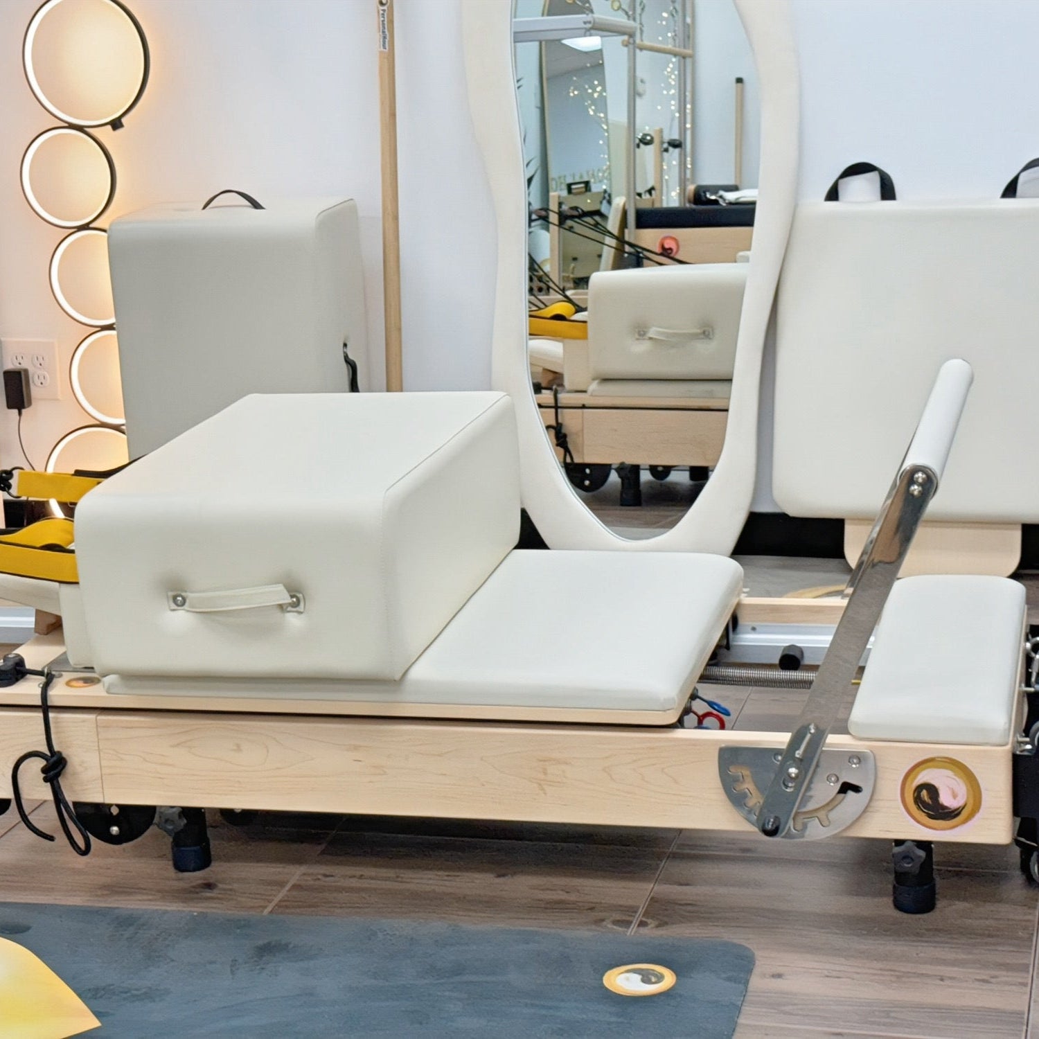 PersonalHour Janet Elite Plus – Premium Foldable Pilates Reformer - RE016