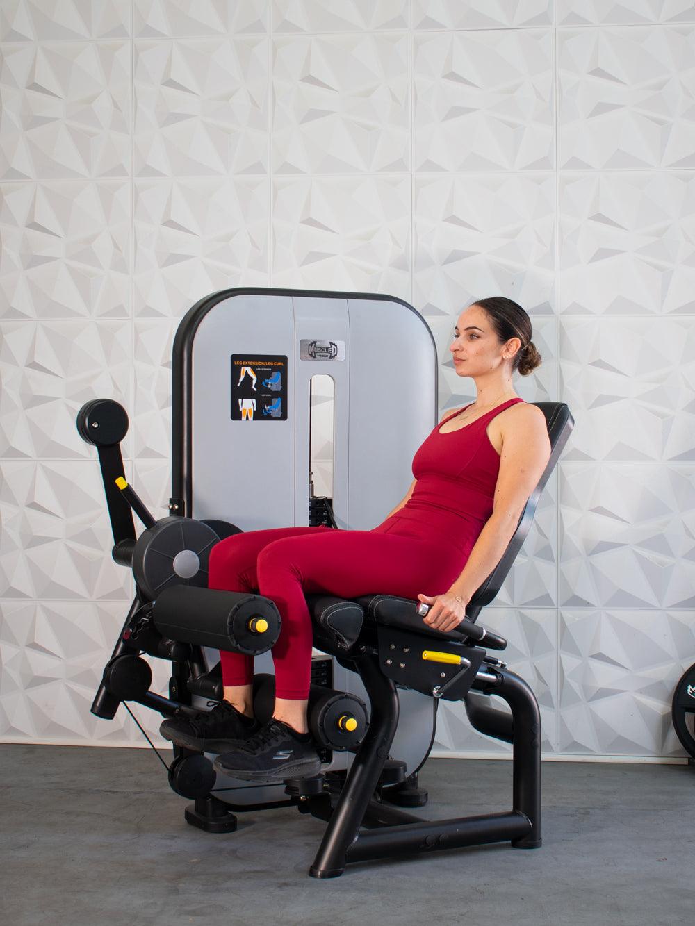 Muscle D Fitness - Vogue Selectorized Leg Extension/Seated Leg Curl