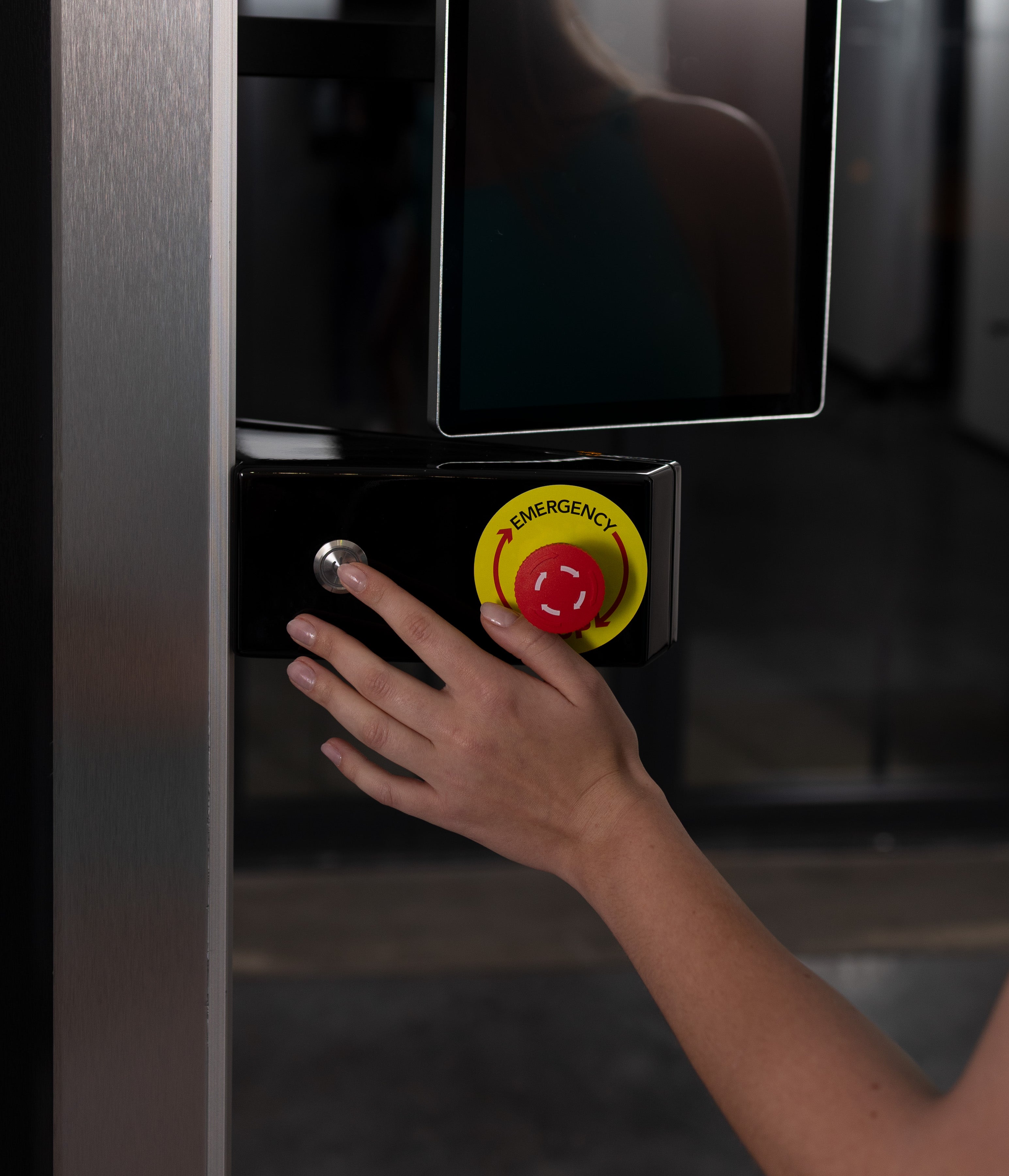 Cryonick Antarctica Barrel Premium Electric Whole-Body Cryotherapy Chamber