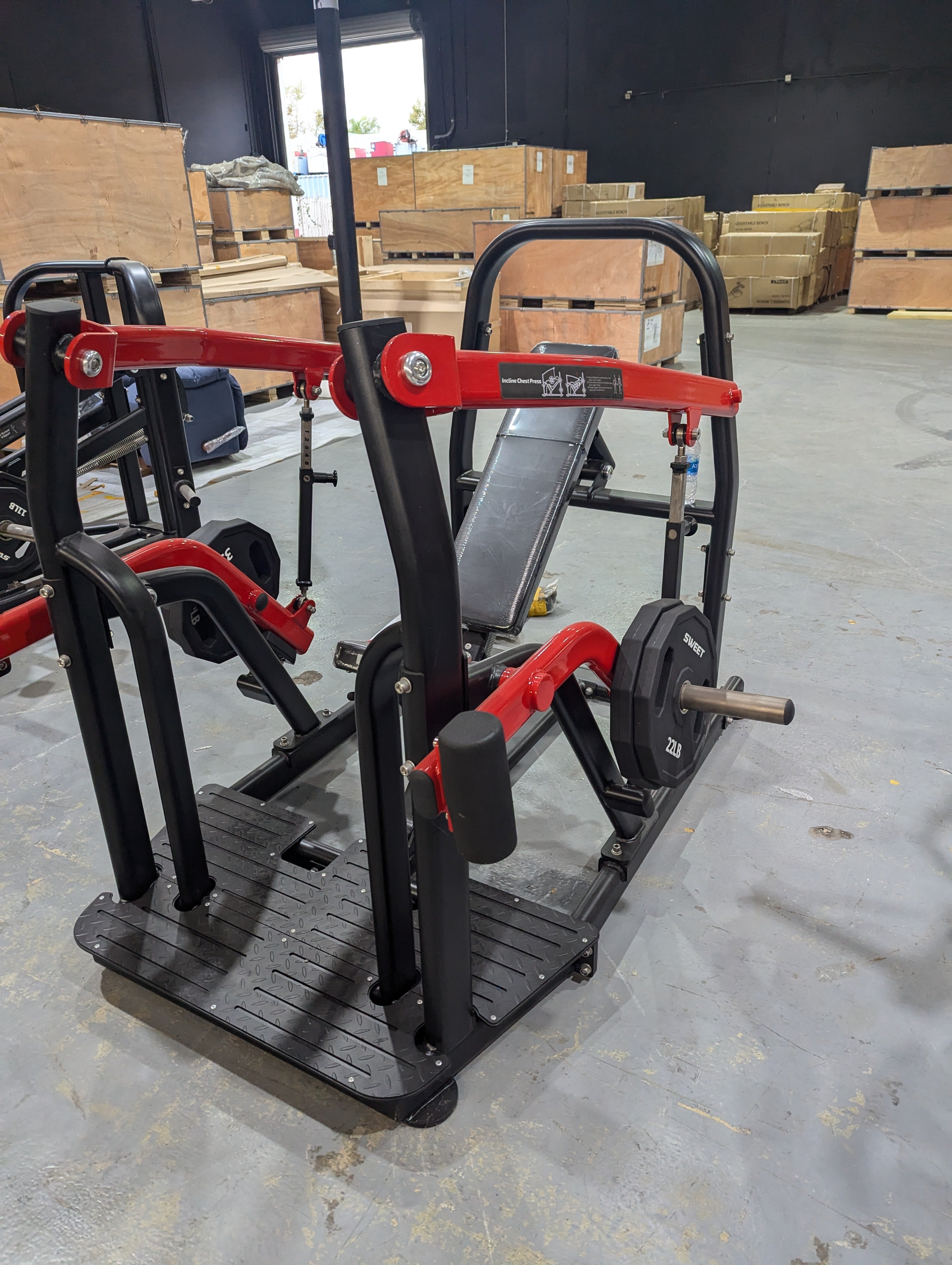 Muscle D Fitness - Pro Strength Incline Chest / Shoulder Press - Adjustable - Plate Loaded - Pec Delt Training