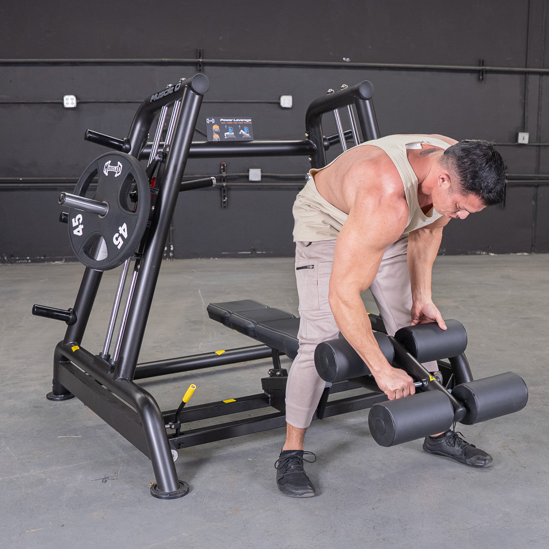 Muscle D Fitness - Power Leverage V2 Flat / Decline Convergent Bench
