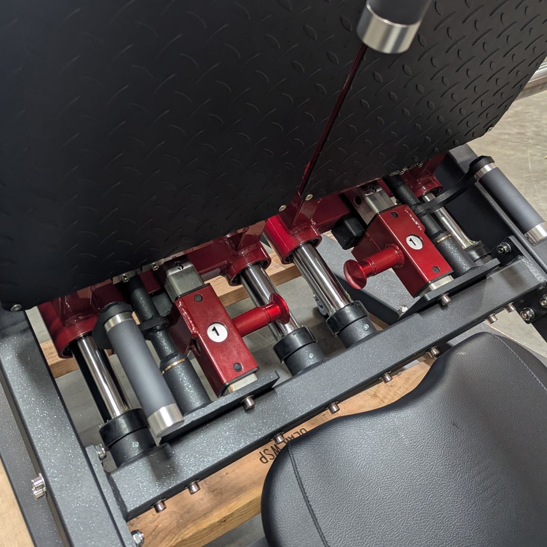 Muscle D Fitness - Pro Strength Dual Leg Press - Plate Loaded - Iso-Lateral - 45-Degree