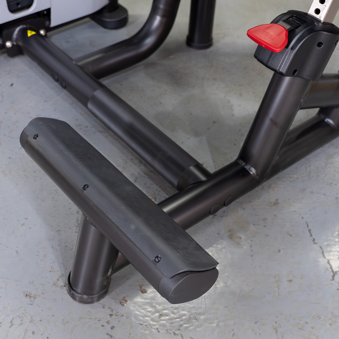 Muscle D Fitness - Vogue Selectorized Ab Crunch - Commercial Grade