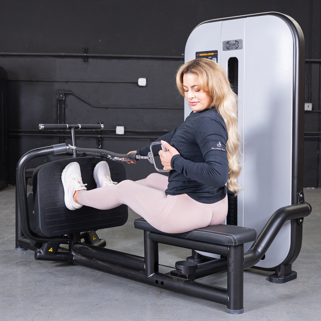 Muscle D Fitness - Vogue Diverging Low Row | Advanced Back Machine