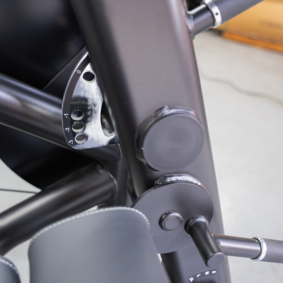 Muscle D Fitness - Vogue Leg Extension - Prone Leg Curl Combo - Commercial Gym Equipment