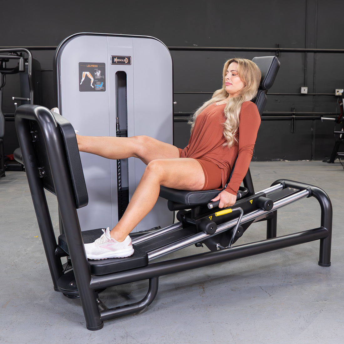 Muscle D Fitness - Vogue Selectorized Leg Press - 240lb Stack