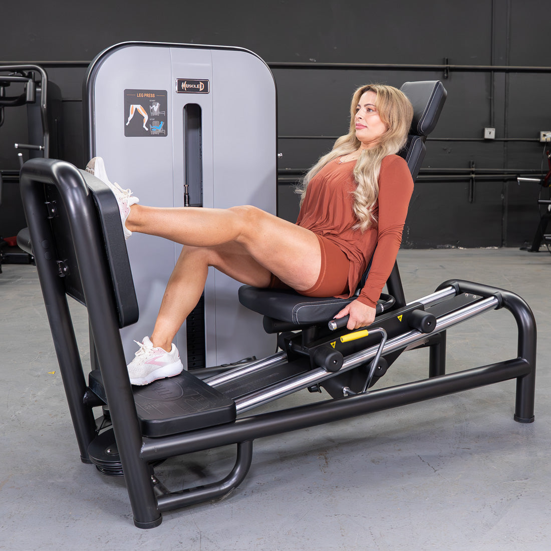 Muscle D Fitness - Vogue Selectorized Leg Press - 240lb Stack