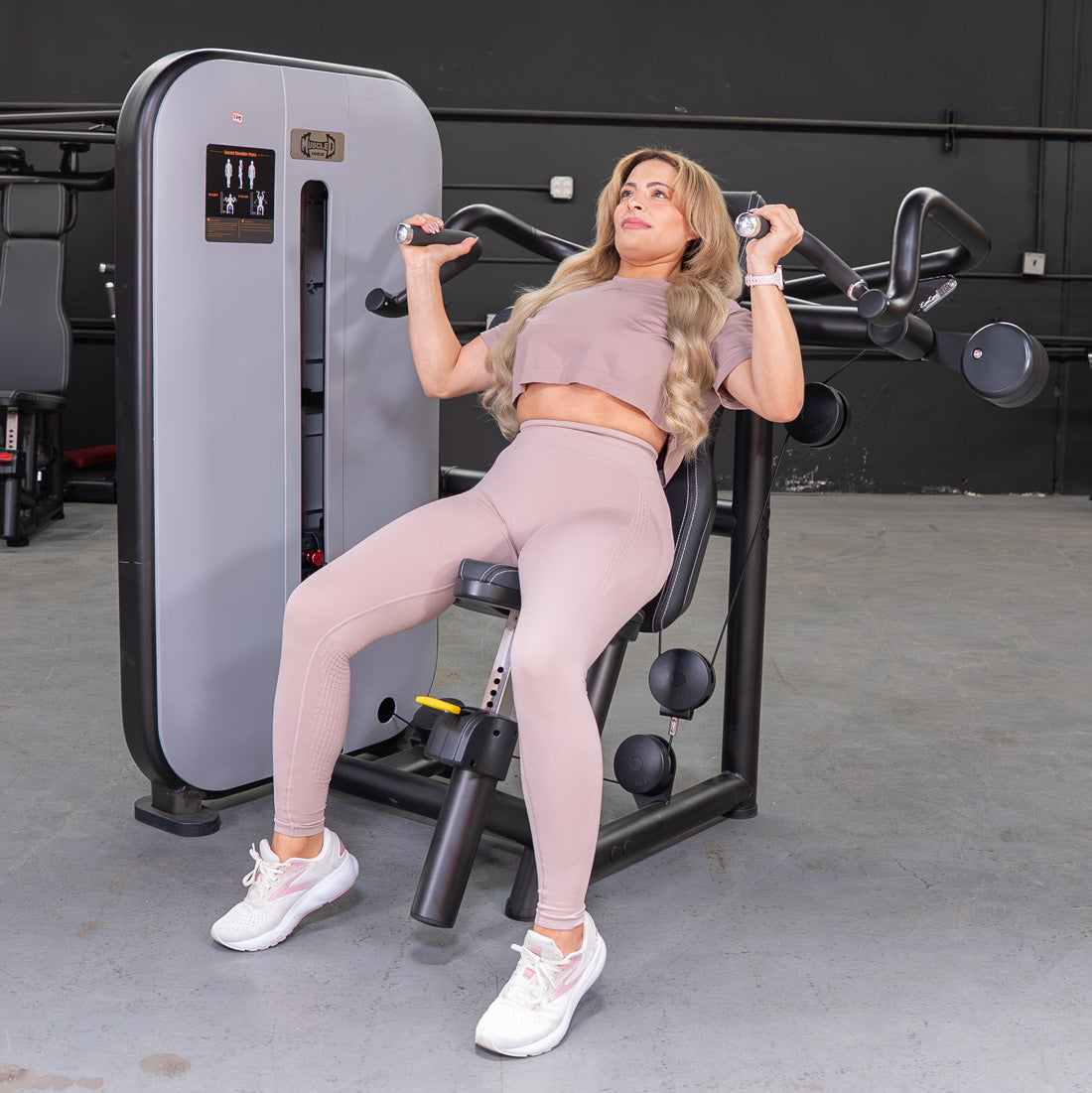 Muscle D Fitness - Vogue Shoulder Press by Muscle D Fitness – Commercial Strength Machine