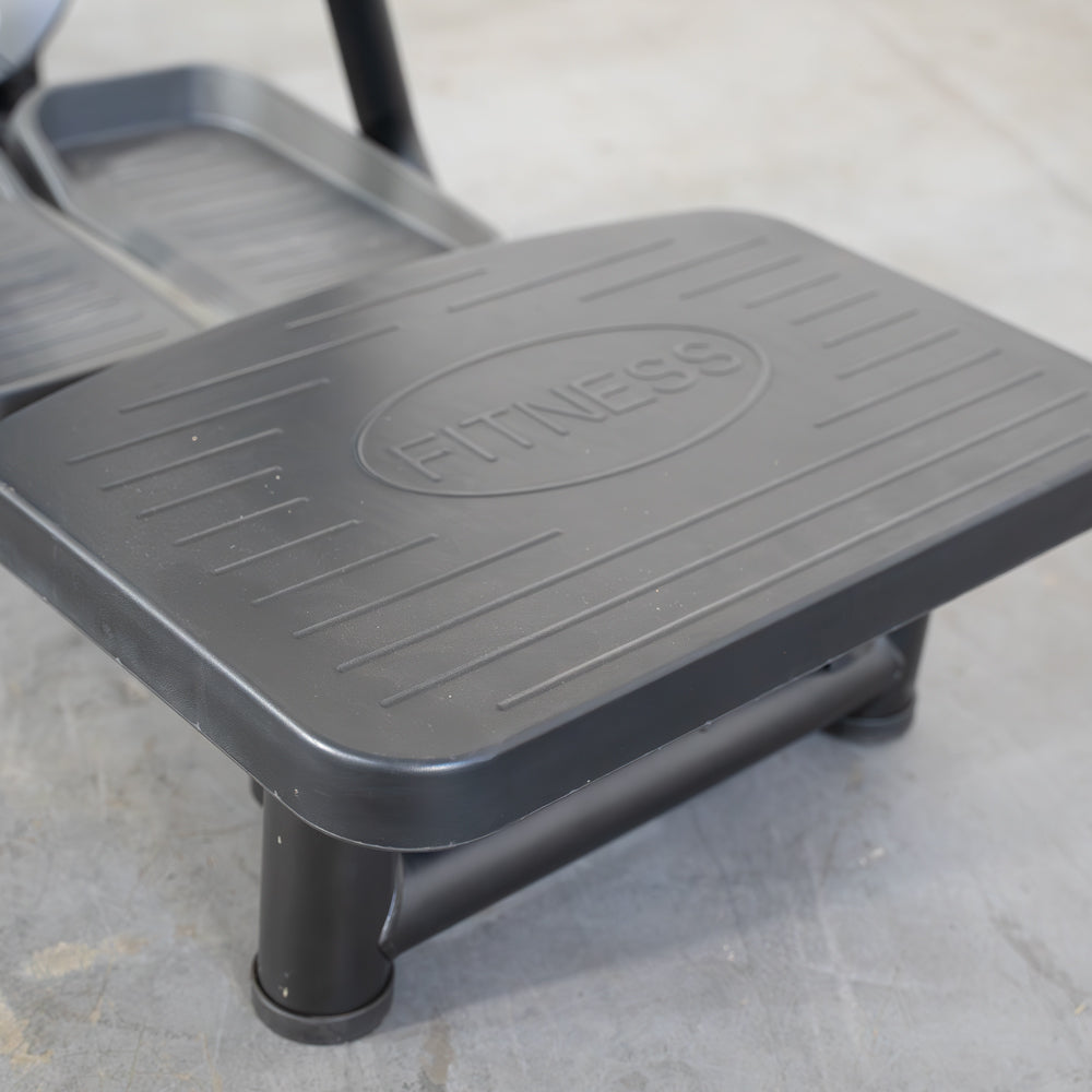 Muscle D Fitness - Vogue Standing Abductor - Glute / Outer Thigh